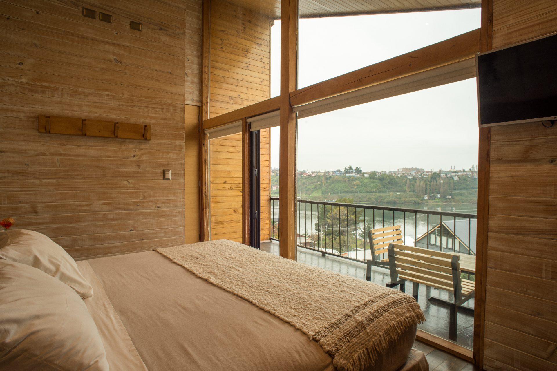 Habitación con vista al fiordo de Castro