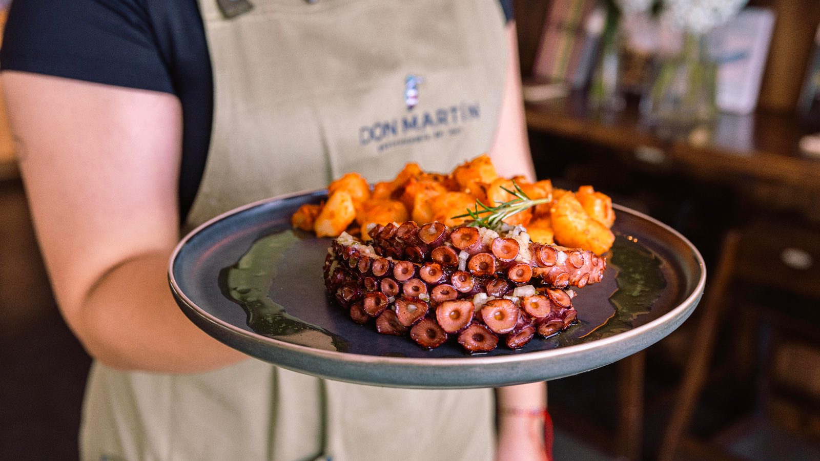 Plato de pulpo del restaurante